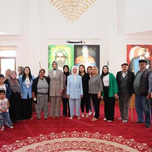Aile ve Sosyal Hizmetler Bakanımız Göktaş, Alevi vatandaşlarla bir araya geldi, aşure dağıttı - fotoğraf 10