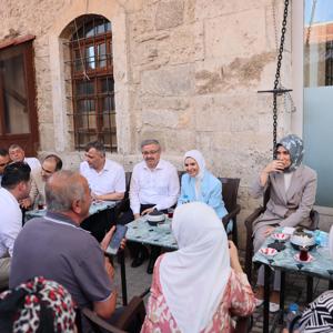 Aile ve Sosyal Hizmetler Bakanımız Göktaş, Alevi vatandaşlarla bir araya geldi, aşure dağıttı - fotoğraf 18