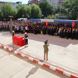 Aziz Şehidimiz Polis Memuru Ahmet Şahan İçin Tören Düzenlendi - fotoğraf 1