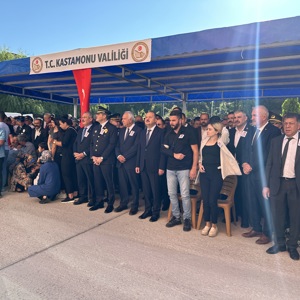 Aziz Şehidimiz Polis Memuru Ahmet Şahan İçin Tören Düzenlendi - fotoğraf 3