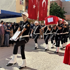 Aziz Şehidimiz Polis Memuru Ahmet Şahan İçin Tören Düzenlendi - fotoğraf 6