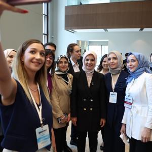 Bakanımız Mahinur Özdemir Göktaş, AK Parti İnsan Hakları Eğitim Programı'nda Konuştu: - fotoğraf 4