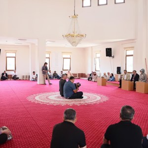 Aile ve Sosyal Hizmetler Bakanımız Göktaş, Alevi vatandaşlarla bir araya geldi, aşure dağıttı - fotoğraf 2