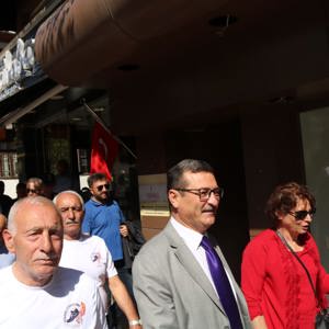 Merzifon İlçesinde düzenlenen "Yaya Öncelikli Trafik Yılı" Kapsamında "Yaya Geçidi Nöbeti" Etkinliğine Merzifon Huzurevi'de Katıldı - fotoğraf 2