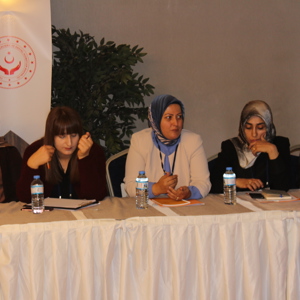 İl Müdürlüğümüz ve Birleşmiş Milletler Nüfus Fonu (UNFPA) Tarafından Erken Yaşta ve Zorla Evliliklerin Önlenmesine Yönelik Çalıştay Yapıldı. - fotoğraf 7