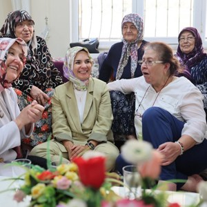 Aile ve Sosyal Hizmetler Bakanımız Mahinur Özdemir Göktaş Aydın'da ziyaretlerde bulundu. - fotoğraf 1