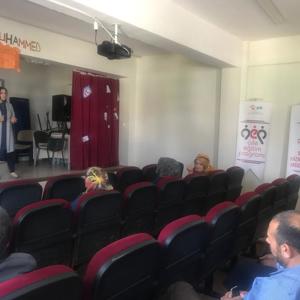 GENÇ İLÇESİNDE ÖĞRETMEN VE VELİLERE AİLE EĞİTİM PROGRAMI (AEP) KAPSAMINDA ” OKUL AİLE İŞBİRLİĞİ” KONULU SEMİNER DÜZENLENDİ - fotoğraf 1