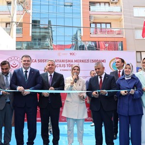 Bakanımız Mahinur Özdemir Göktaş İzmir'de Sosyal Dayanışma Merkezi'nin Açılışını Gerçekleştirdi - fotoğraf 1