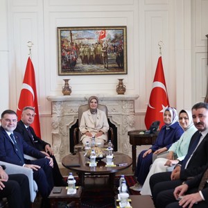 Bakanımız Mahinur Özdemir Göktaş İzmir'de Sosyal Dayanışma Merkezi'nin Açılışını Gerçekleştirdi - fotoğraf 4