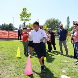 Bakanımız Mahinur Özdemir Göktaş Filistinli çocuklarla bir araya geldi   - fotoğraf 7