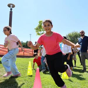 Bakanımız Mahinur Özdemir Göktaş Filistinli çocuklarla bir araya geldi - fotoğraf 5