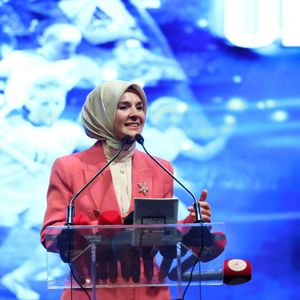 Aile ve Sosyal Hizmetler Bakanımız Göktaş "Kristal Ayaklar Ödül Töreni"nde Konuştu - fotoğraf 1