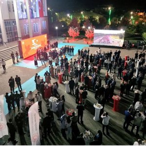 Bingöl Valisi Sayın Ahmet Hamdi USTA ve Eşi Şerife USTA Hanımefendilerin himayelerinde gerçekleştirilen 30 Ağustos Zafer Bayramı Resepsiyonuna İl Müdürümüz Abdulbari AKSOY da katılmıştır.  - fotoğraf 3