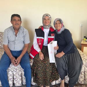 #ErdemliSHM, devletimizin bekâsı uğruna canını feda eden Aziz Şehitlerimizin bizlere emaneti kıymetli ailelerini ve kahraman Gazilerimizi ziyaret etti.         - fotoğraf 1
