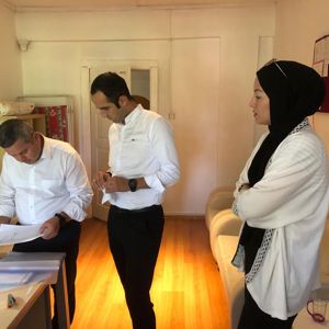 İl Müdürümüz Naci YILMAZ ve canımız çocuklarımız, #30AğustosZaferBayramı’nda bir araya gelerek hem zafer bayramlarını kutladılar hem de sohbet ederek keyifli vakit geçirdiler. - fotoğraf 1