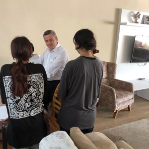 İl Müdürümüz Naci YILMAZ ve canımız çocuklarımız, #30AğustosZaferBayramı’nda bir araya gelerek hem zafer bayramlarını kutladılar hem de sohbet ederek keyifli vakit geçirdiler. - fotoğraf 3