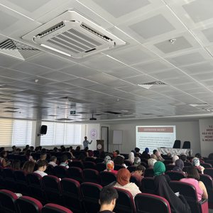 10 Eylül İntiharı Önleme Günü'nde Müdürlüğümüz  personellerine intihara karşı farkındalığı artırmaya yönelik olarak Mersin İl Sağlık Müdürlüğü tarafından eğitim verildi. - fotoğraf 1