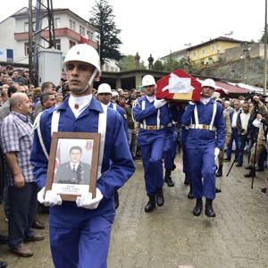 Şehit Jandarma Komando Uzman Çavuş İsmail TÜRK Son Yolculuğuna Uğurlandı - fotoğraf 4