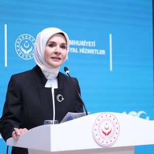 Aile ve Sosyal Hizmetler Bakanımız Göktaş: "Bugün Adalet ve İçişleri Bakanımız ile Narin'in kabrini ziyaret edeceğiz - fotoğraf 1
