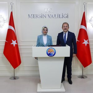 Aile ve Sosyal Hizmetler Bakanımız Sayın Mahinur Özdemir Göktaş, Mersin Valiliğimizi ziyaret etti. - fotoğraf 1