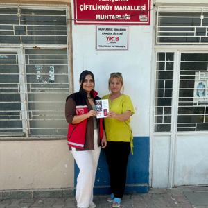 #YenişehirSHM Kadın Hizmetleri Birimi tarafından Çiftlikköy, Akkent, Menteş ve Cumhuriyet Mh.muhtarlıklarına vatandaşlara yönelik 6284 ve 5395 sayılı kanunlar hakkında rehberlik yapılarak “#KADES“ ve “Kadına El Kalkamaz” konulu broşür dağıtımı gerçekleştirildi. - fotoğraf 4