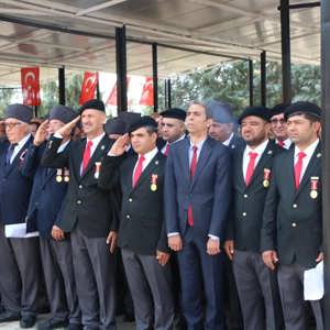 19 Eylül Gaziler Günü Etkinlikleri Kapsamında  Müdürlüğümüz Koordinasyonunda Düzenlenen Çelenk Sunma Törenine Katıldık. - fotoğraf 6