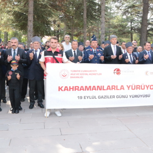 Kahramanlarla Yürüyoruz - fotoğraf 8