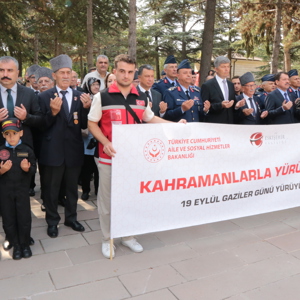 Kahramanlarla Yürüyoruz - fotoğraf 11