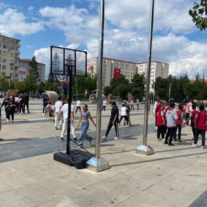KAHRAMAN GAZİLERİMİZ VE ÇOCUKLARIMIZ SPOR ETKİNLİĞİMİZ DE BULUŞTU - fotoğraf 4