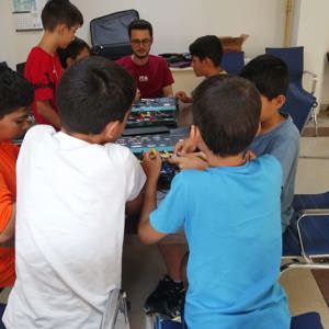 Bakanlığımız ve Hayal Ortakları Derneği arasında imzalanan protokol kapsamında, Mersin Çocuk Evleri Koordinasyon Merkezi Müdürlüğünde korunma ve bakım altında bulunan 10-14 yaş grubu çocuklarımız ile ''Bilim Atölyeleri Etkinliği'' gerçekleştirildi. - fotoğraf 4