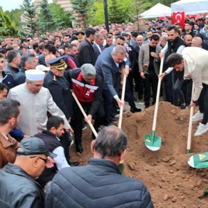Milletimizin Başı Sağolsun! - fotoğraf 3