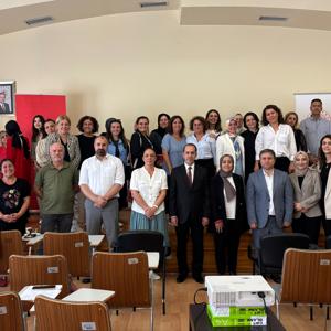 Özel Kreş ve Gündüz Bakımevleri ile Özel Çocuk Kulüplerinin kuruluş ve işleyiş esasları hakkında kurucu ve kuruluş  müdürlerine yönelik hizmet içi rehberlik eğitimi düzenlenmiştir. - fotoğraf 12