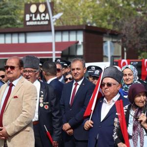 KAHRAMAN GAZİLERİMİZ, DÜZENLENEN PROGRAMLARLA ANILDI - fotoğraf 7