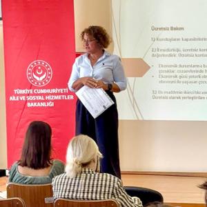 Özel Kreş ve Gündüz Bakımevleri ile Özel Çocuk Kulüplerinin kuruluş ve işleyiş esasları hakkında kurucu ve kuruluş  müdürlerine yönelik hizmet içi rehberlik eğitimi düzenlenmiştir. - fotoğraf 8