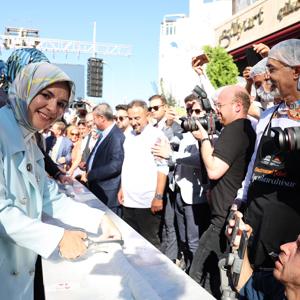 Bakanımız Göktaş, Çocuk Evleri Sitesi'nin temel atma töreni ile 6. Uluslararası Gastro Afyon Turizm ve Lezzet Festivaline katıldı - fotoğraf 19