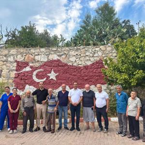 Silifke Huzurevinde kalan kıymetli büyüklerimizi ziyaret edip sohbet ettik. Yaşlılarımıza ne kadar değer versek az kalır. Yaşlılarımız bizim başımızın tacıdır. Her zaman kıymetli büyüklerimizin yanındayız. - fotoğraf 2
