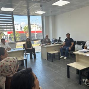 Bakanlığımız Çocuk Hakları Daire Başkanı İbrahim Kürşat ERGUT başkanlığında Çocuk Hizmetleri Birimimiz ile koordinasyon ve değerlendirme toplantısı gerçekleştirildi. - fotoğraf 1