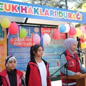 Çocuk Hakları Durağı Farkındalık Etkinliği Düzenlendi. - fotoğraf 2