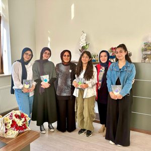 Çocuklarımızın nazik ziyaretleri ve Müdürlerimizin nazik kabulleri için teşekkür ederiz. Çocuklarımız mutlu ise bizde mutluyuz  - fotoğraf 2