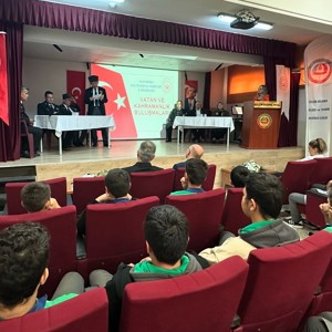 Kahraman Gazilerimiz Öğrencilere Fedakârlık ve Kahramanlık Hikâyelerini Aktardılar - fotoğraf 2