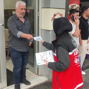 Beyaz Baston Görme Engelliler Günü Münasebetiyle Broşür Dağıtık. - fotoğraf 2
