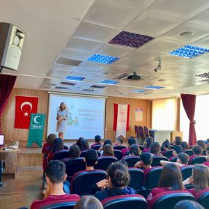 TBM Formatörümüz tarafından Ulaştırma Hizmetleri M.T.A. Lisesi öğrencilerine ''Teknoloji Bağımlılığı ve Akran Zorbalığı'' konularında eğitim verildi. - fotoğraf 1