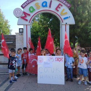Bir yerde çocuk varsa orda neşe vardır!  Mersin İl Çocuk Komitesi çocuklarımız bugün birçok etkinlikte bir araya geldiler. Biz enerjilerine hayranız;) - fotoğraf 2