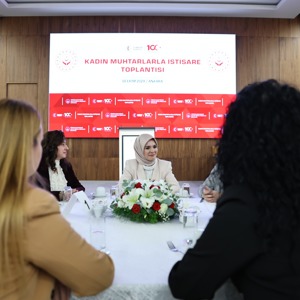 Aile ve Sosyal Hizmetler Bakanımız Göktaş, Kadın Muhtarlarla İstişare Toplantısı'nda Buluştu - fotoğraf 6