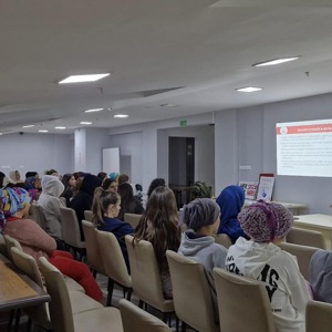 Tosya KYK Kız Öğrenci Yurdu Öğrencilerine Eğitim Verildi - fotoğraf 2