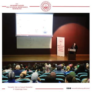 İl Müdürlüğümüz tarafından  “Türkiye Yüzyılında Ailemiz, İstikbalimiz” ana temasıyla ‘Ailemiz ve Ruh Sağlığı’ konulu söyleşi programı düzenlendi. - fotoğraf 3