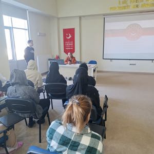 Yabancı Uyruklu Kadınlara Yönelik “Kadına Yönelik Şiddet ve Erken Yaşta Evliliklerle Mücadele” Eğitimi Düzenledik. - fotoğraf 3
