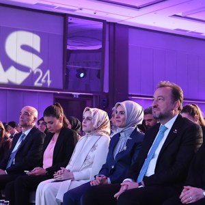Aile ve Sosyal Hizmetler Bakanımız Göktaş, MÜSİAD Kadın'ın "Uluslararası Farkındalık Zirvesi"nde konuştu - fotoğraf 3