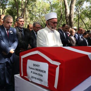 Şehit P. Uzm. Onb. Yunus MERMER Törenle Defnedildi - fotoğraf 2