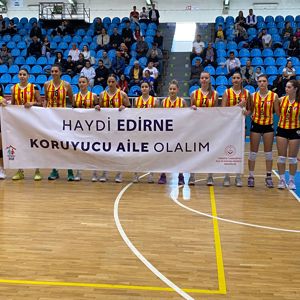 Voleybolculardan Koruyucu Aile Hizmet Modeline Tam Destek… - fotoğraf 2